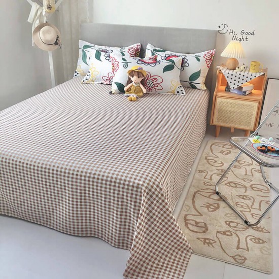 Big Flower Soft Polyester Fabric Duvet Cover with Pillowcases and Bedsheet